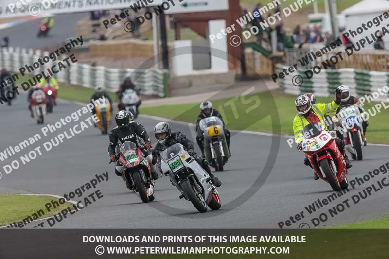 Vintage motorcycle club;eventdigitalimages;mallory park;mallory park trackday photographs;no limits trackdays;peter wileman photography;trackday digital images;trackday photos;vmcc festival 1000 bikes photographs